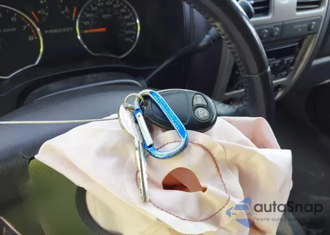 2011 Chevrolet Colorado 2Lt из США, поврежденный, VIN 1GCHTDFEXB8134409